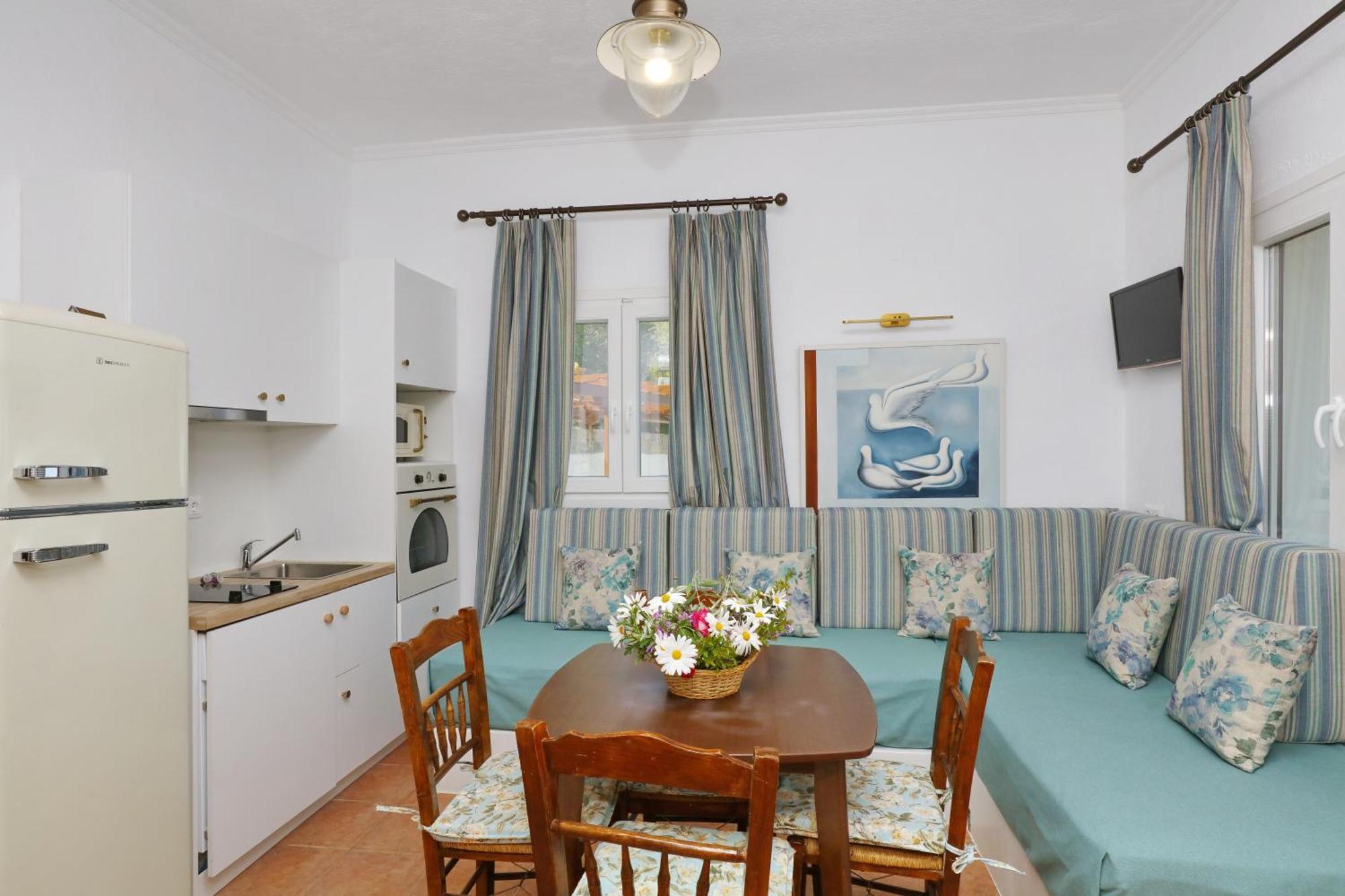 סקופלוס טאון Liagka Villa מראה חיצוני תמונה