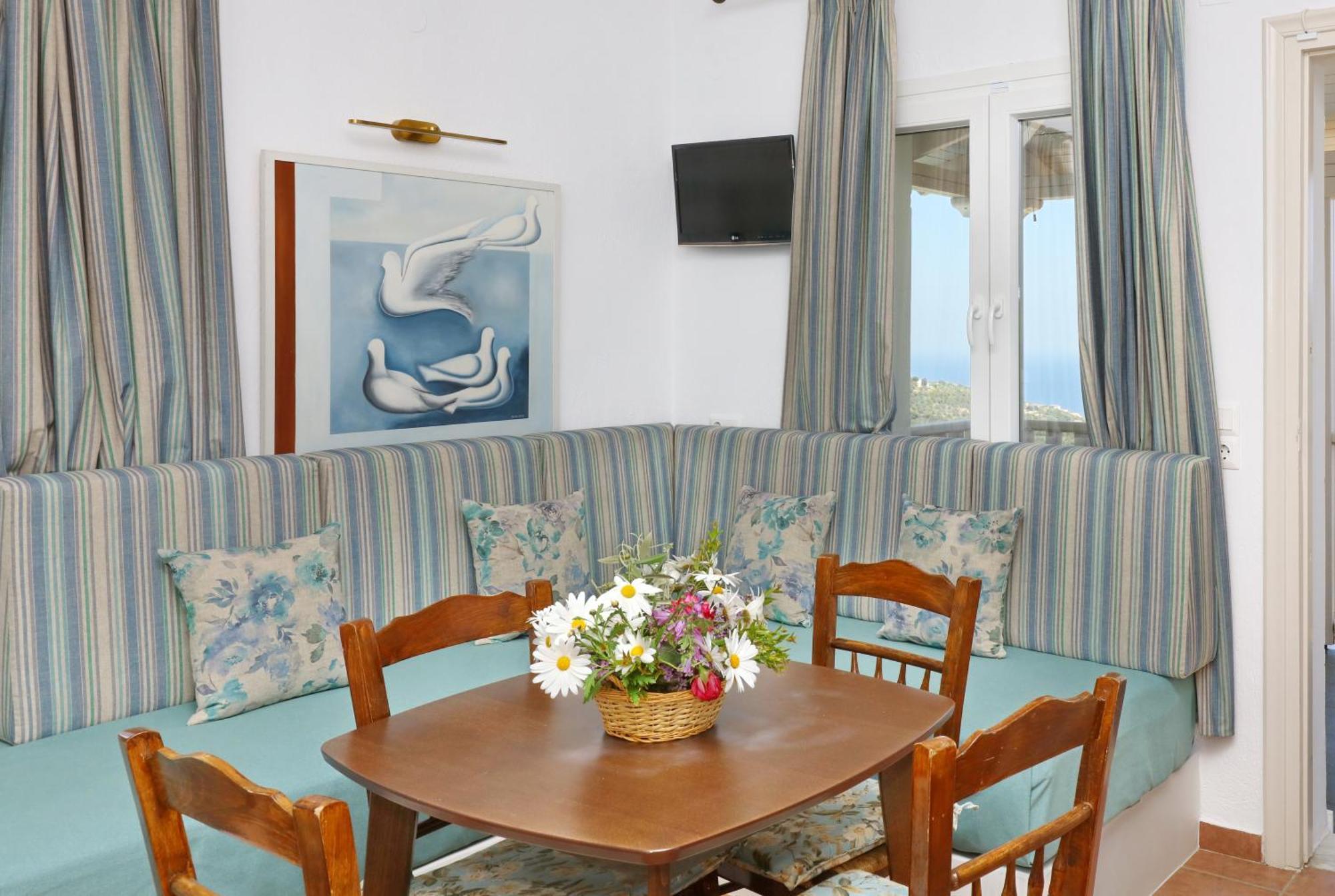 סקופלוס טאון Liagka Villa מראה חיצוני תמונה